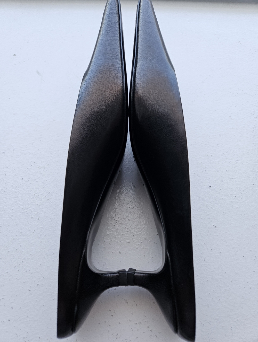 Toteme Black Leather Mules Size 38 With Box and Dustbag! - Picture 2 of 7